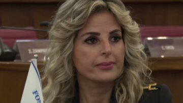 Privato: [ID: fvbKaxu9qmQ] Youtube Automatic