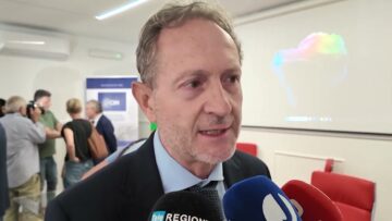 Privato: [ID: qmerMx-cWo4] Youtube Automatic