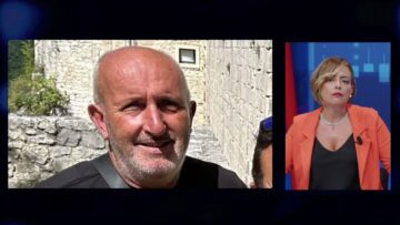 Privato: [ID: YRKCfJJ0ZjE] Youtube Automatic