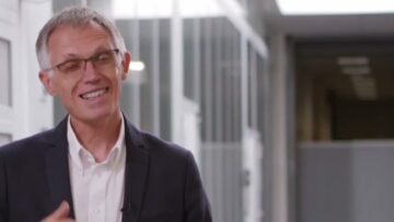 Privato: [ID: 26k4JqyS3Qw] Youtube Automatic