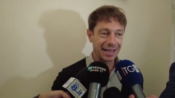 Privato: [ID: 2kJh8is8C5Y] Youtube Automatic