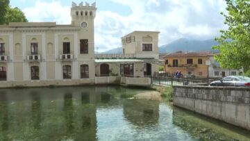 Privato: [ID: TSJRA13_AWc] Youtube Automatic