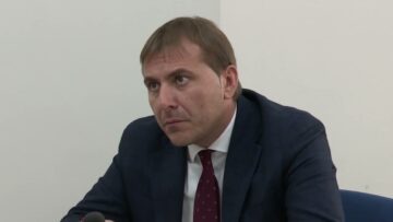 Privato: [ID: 2NO02sRcmI8] Youtube Automatic