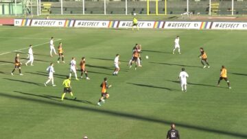 Privato: [ID: 2U0QAYgAlkM] Youtube Automatic