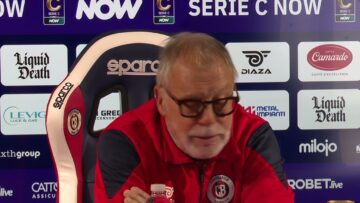 Privato: [ID: 35OUxwHBzpc] Youtube Automatic