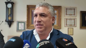 Privato: [ID: ydwV9LTBOXI] Youtube Automatic