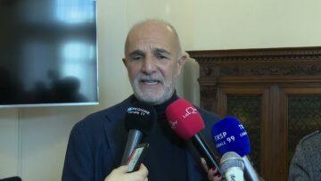 Privato: [ID: dTTqthM-Tro] Youtube Automatic