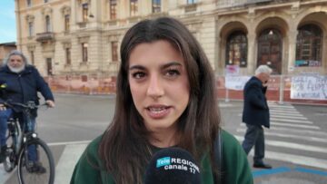 Privato: [ID: jPfup41jCh8] Youtube Automatic