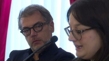 Privato: [ID: MsT7eat5wVY] Youtube Automatic