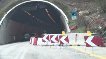 Privato: [ID: iYmOpW8BNQM] Youtube Automatic