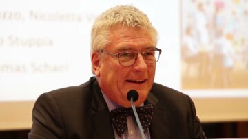 Privato: [ID: o0OdCDLXRxI] Youtube Automatic