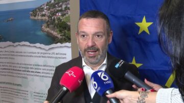 Privato: [ID: -DN52nwdJ4w] Youtube Automatic