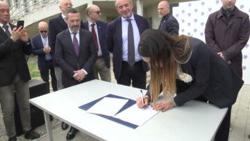 Privato: [ID: 8iRK0Fo5b64] Youtube Automatic