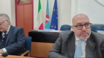 Privato: [ID: FiqLUu27zbY] Youtube Automatic