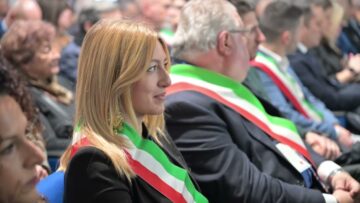 Privato: [ID: -ly4TfLnUZQ] Youtube Automatic