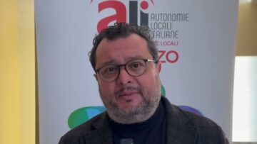 Privato: [ID: yPO-TTLdAII] Youtube Automatic