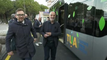 Privato: [ID: XMi4CrLtVDE] Youtube Automatic