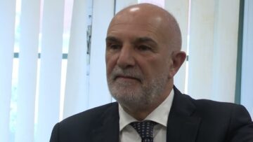 Privato: [ID: YrYBXfcLTgY] Youtube Automatic