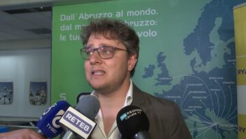 Privato: [ID: HWnmYwUBfB4] Youtube Automatic