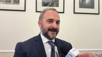 Privato: [ID: JI3cr_D3Cg0] Youtube Automatic