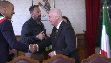 Privato: [ID: KcKgw8I5j5I] Youtube Automatic