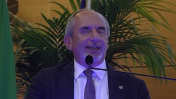 Privato: [ID: 2fkOEBr7ZnM] Youtube Automatic