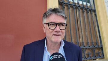 Privato: [ID: 54-wyomYuU4] Youtube Automatic