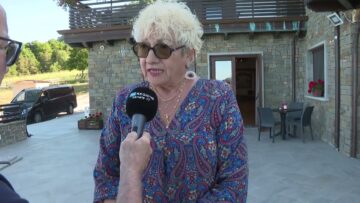 Privato: [ID: aOZXi3Y4TwM] Youtube Automatic