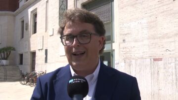 Privato: [ID: r3-7CGs1L90] Youtube Automatic