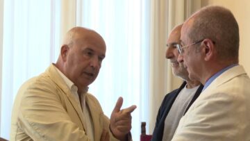 Privato: [ID: HGV-1PEeEw8] Youtube Automatic