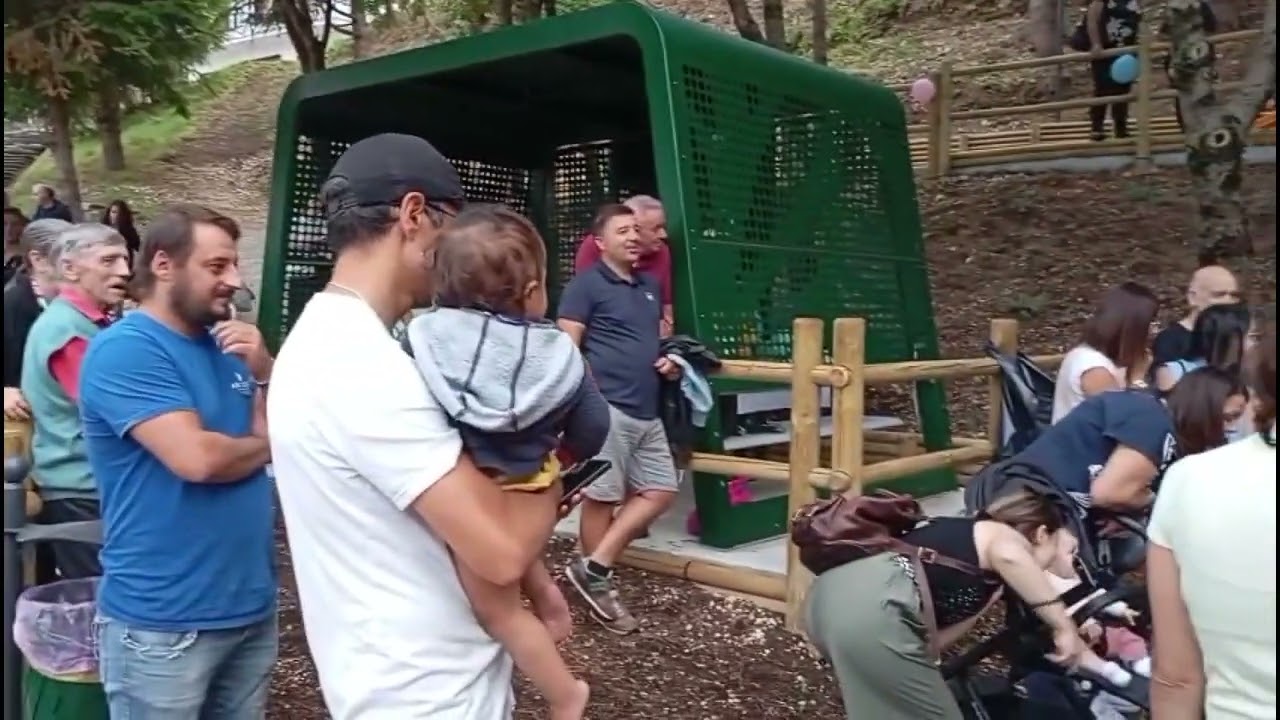 Roccamandolfi festeggia i più piccoli: inaugurato il nuovo parco giochi – 24/08/2025