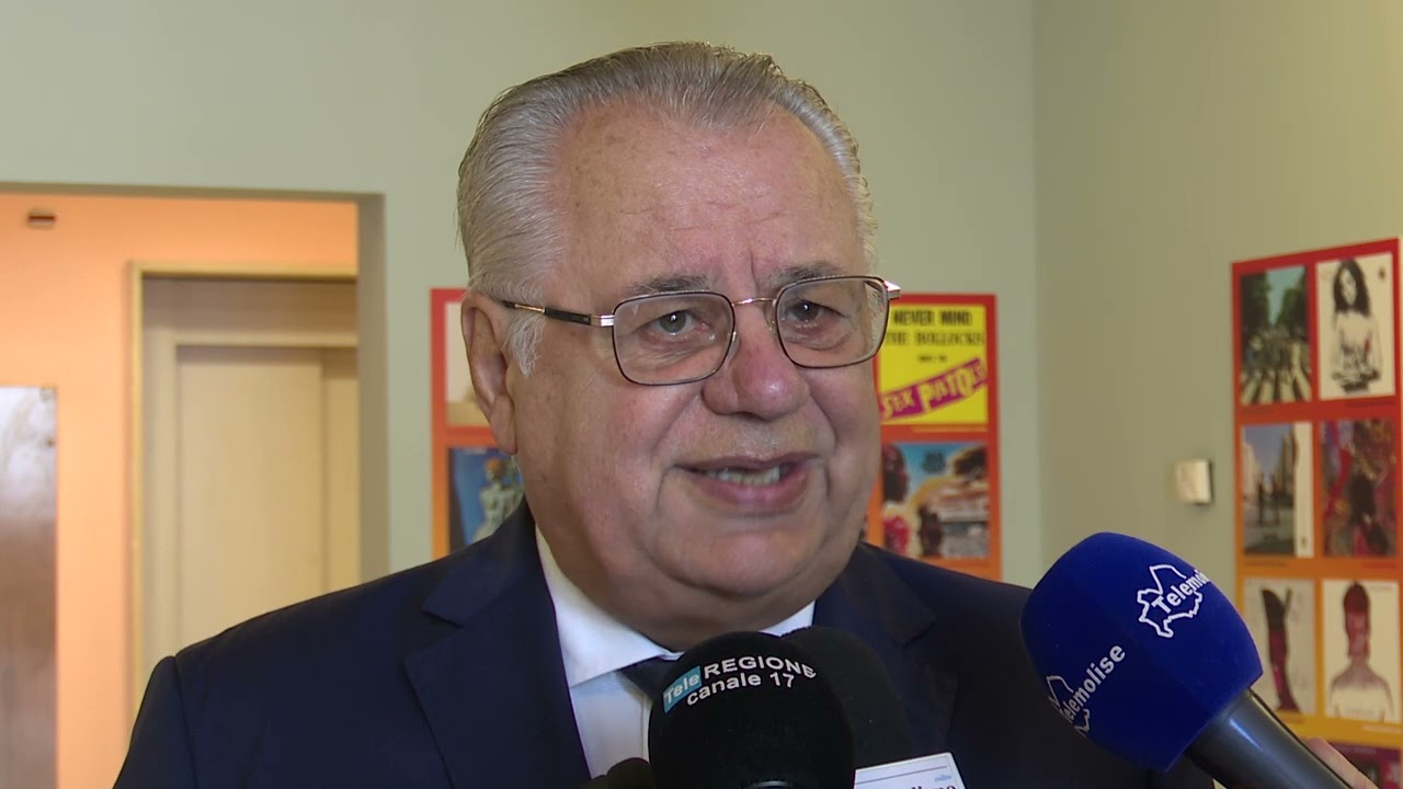 Ospedali smantellati, i tagli fanno infuriare tutti. Lotito: fra poco sorprese – 26/09/2025