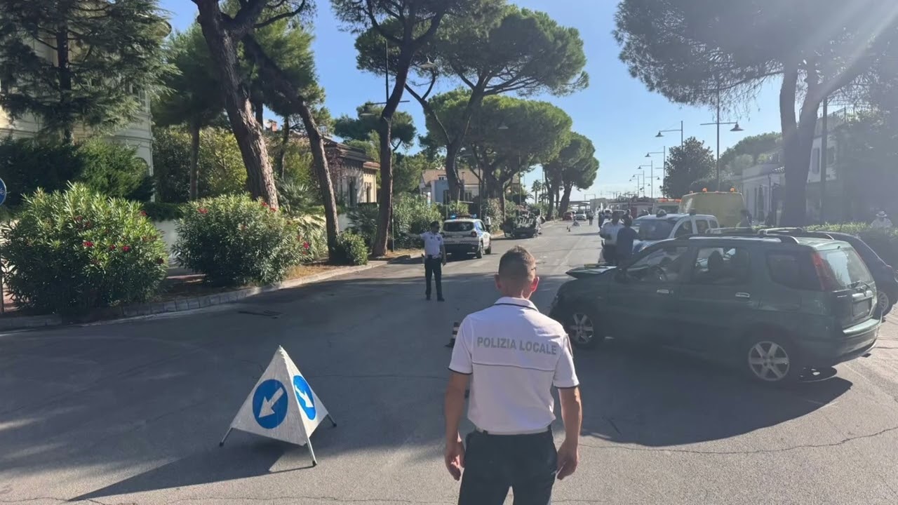 Auto contro albero a Città Sant’Angelo: perde la vita un 61enne pakistano – 03/09/2025