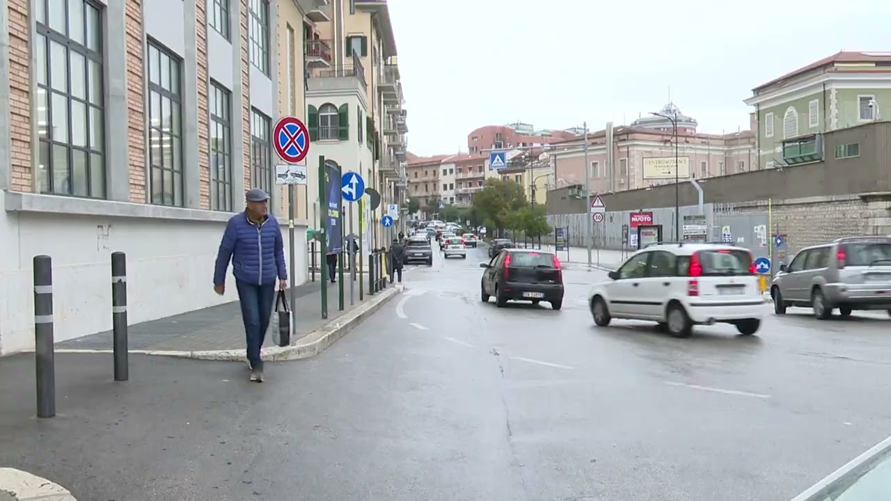 Campobasso, palpeggiano studentesse: identificati e denunciati – 17/10/2025