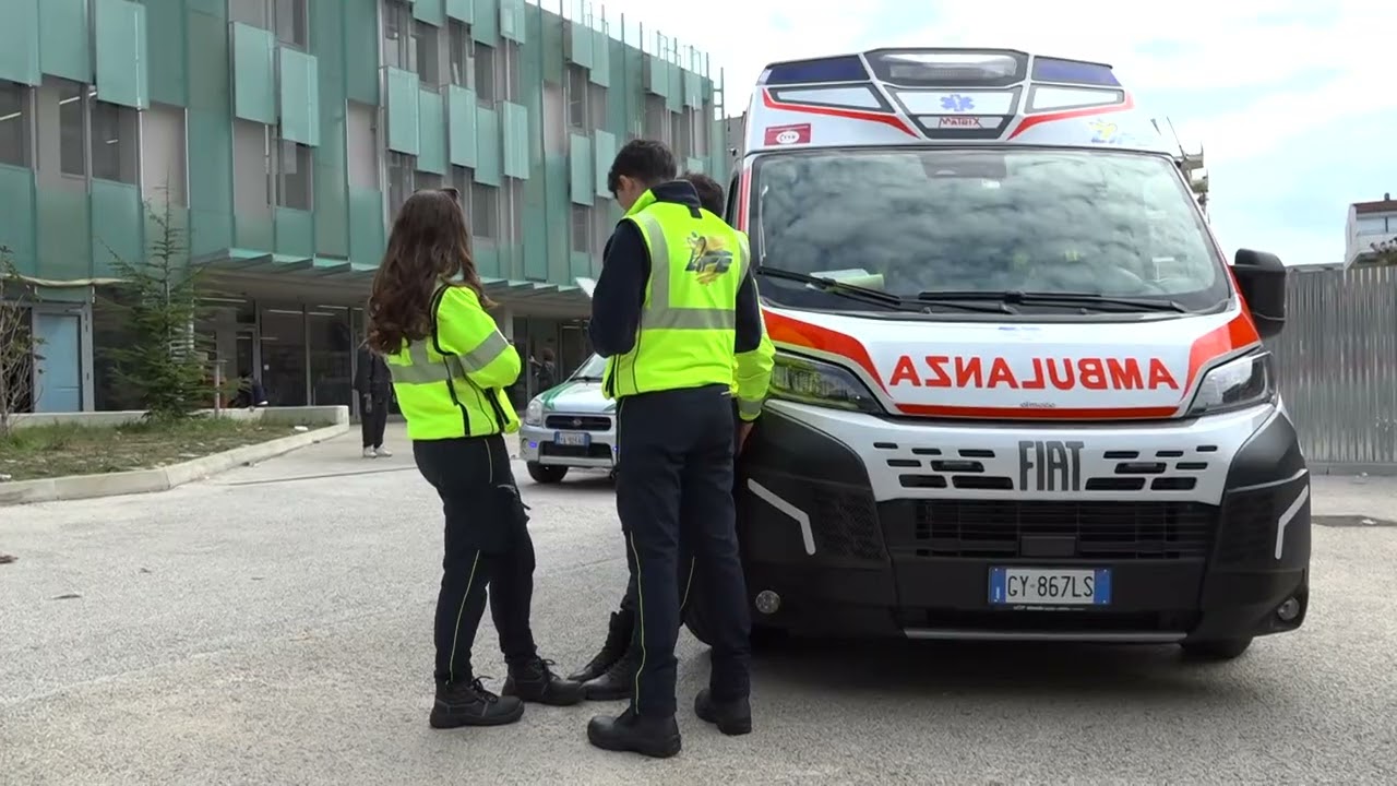 Tecnici e Vigili del Fuoco proseguono i rilievi al Liceo Marconi: «L’aria è pulita» 17/10/2025