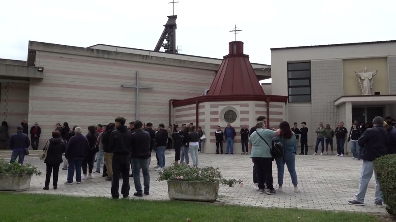 A Montenero di Bisaccia l’ultimo saluto ad Ilaria Forgione e alla sua bambina mai nata – 01/10/2025