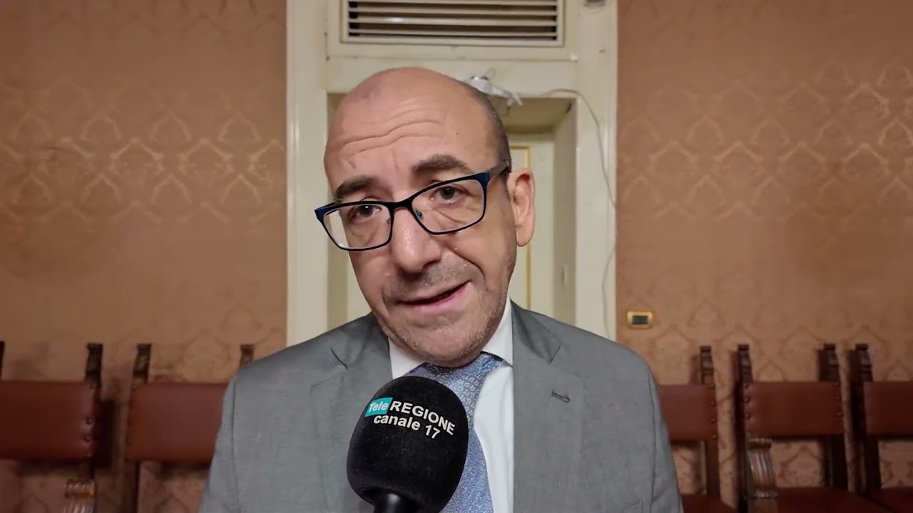 Privato: [ID: 8CUMsfQ0FF4] Youtube Automatic