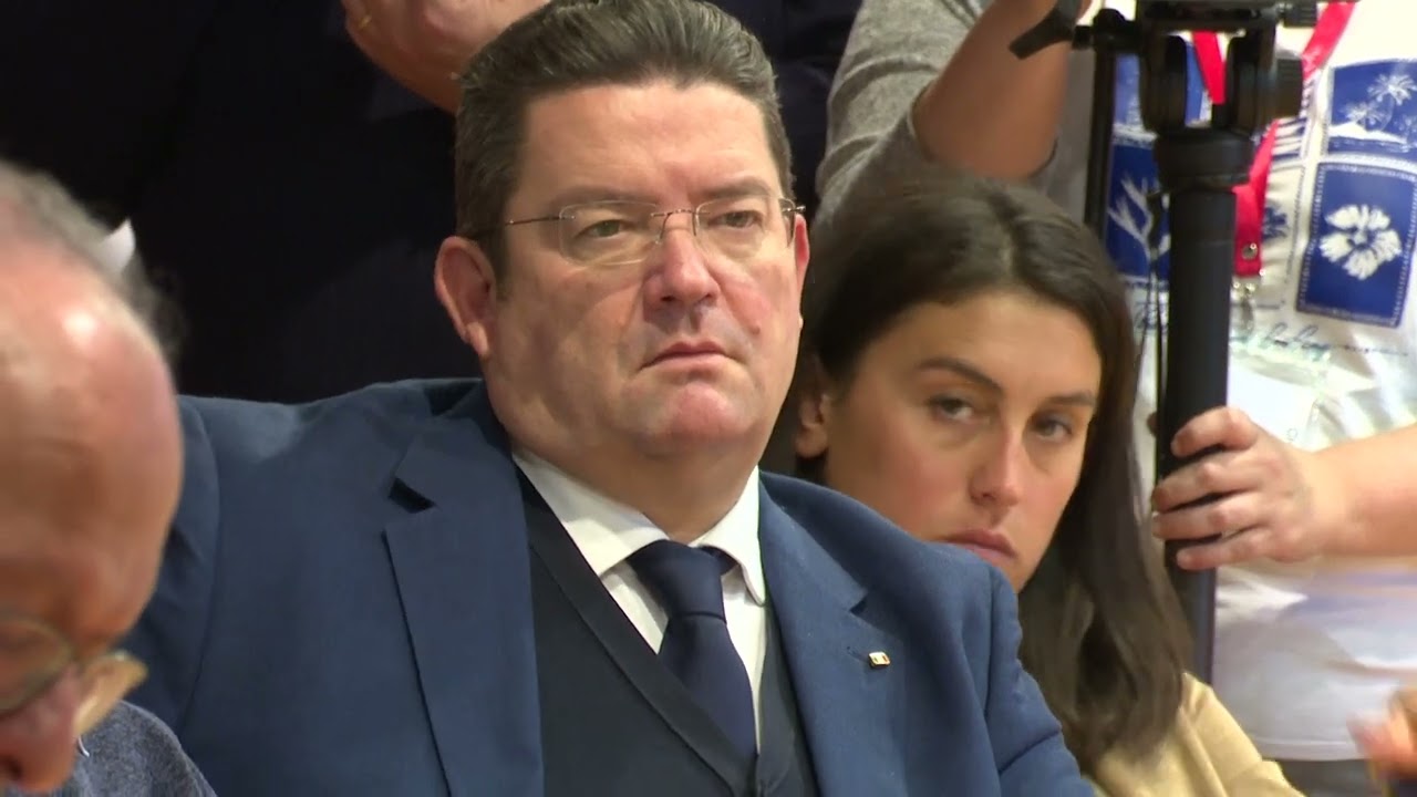 Farmaci mancanti per pazienti oncologiche, Marsilio: “Solo fango” – 07/11/2025