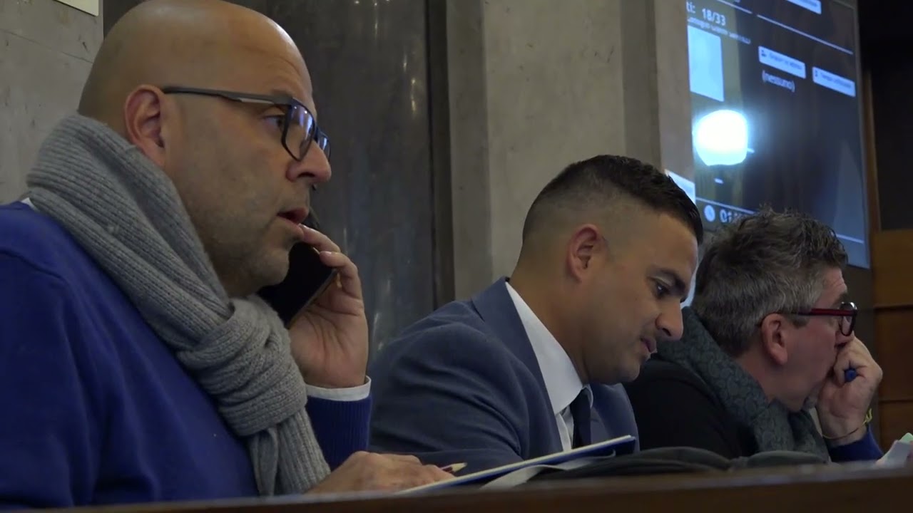 Pescara, in Consiglio comunale si accende lo scontro sulla vendita delle reti del gas – 02/12/2025