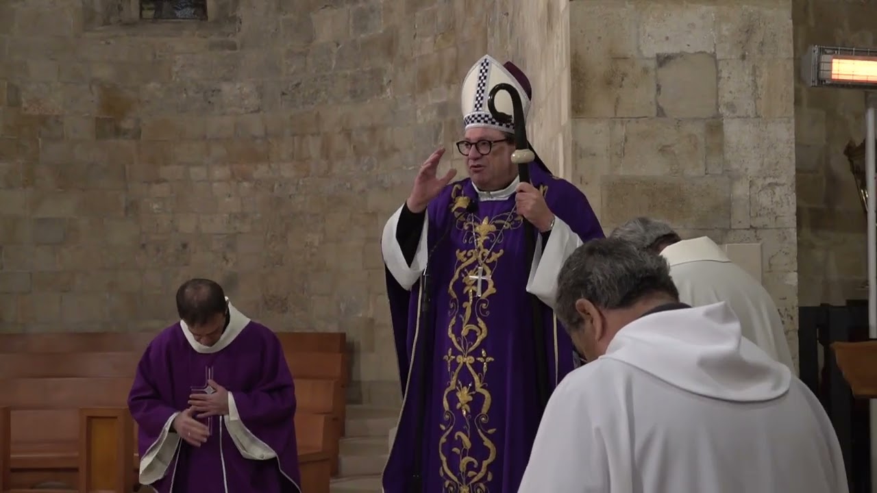 Da Palumbo auguri bizzarri: “Una santa inquietudine natalizia” – 25/12/2025