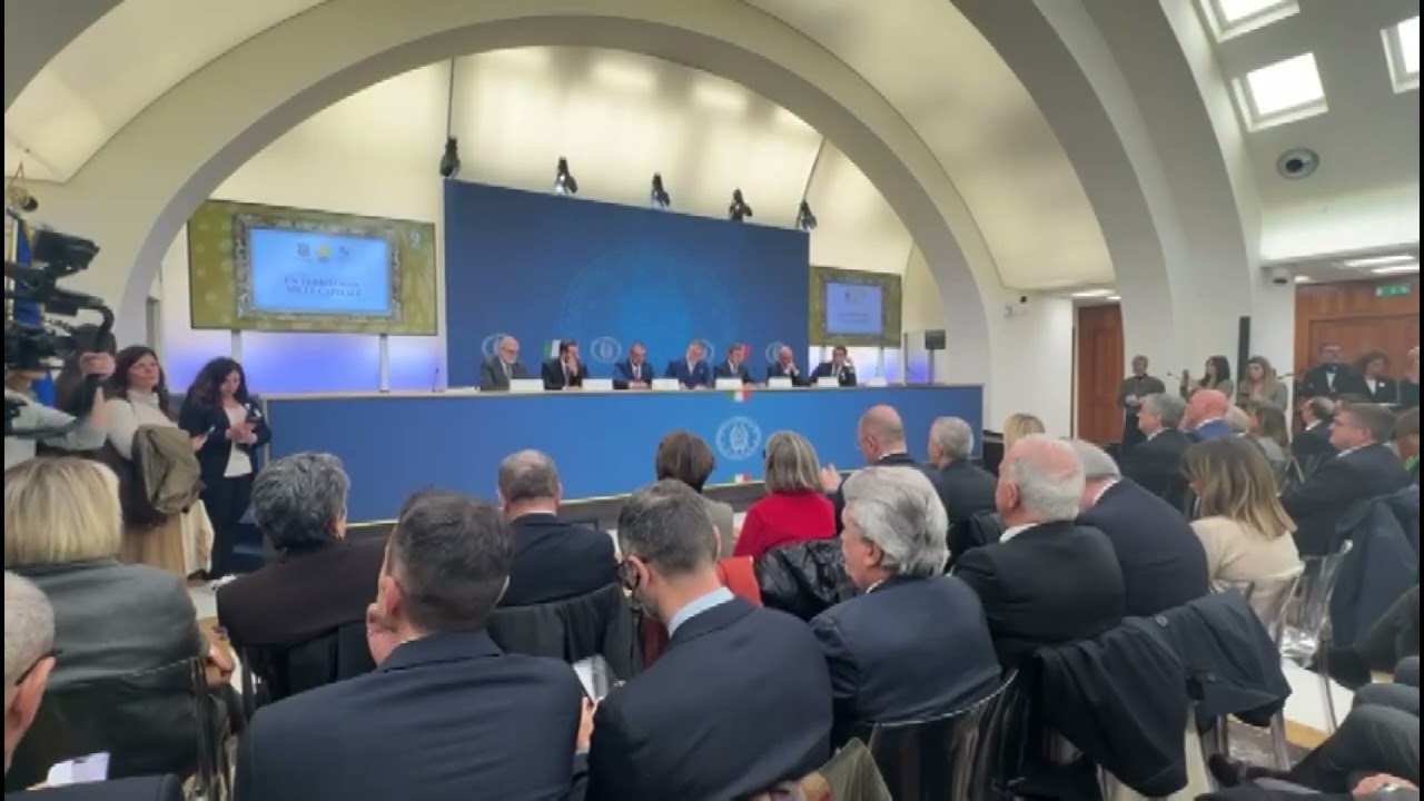 Privato: [ID: R9omL8-7hsU] Youtube Automatic