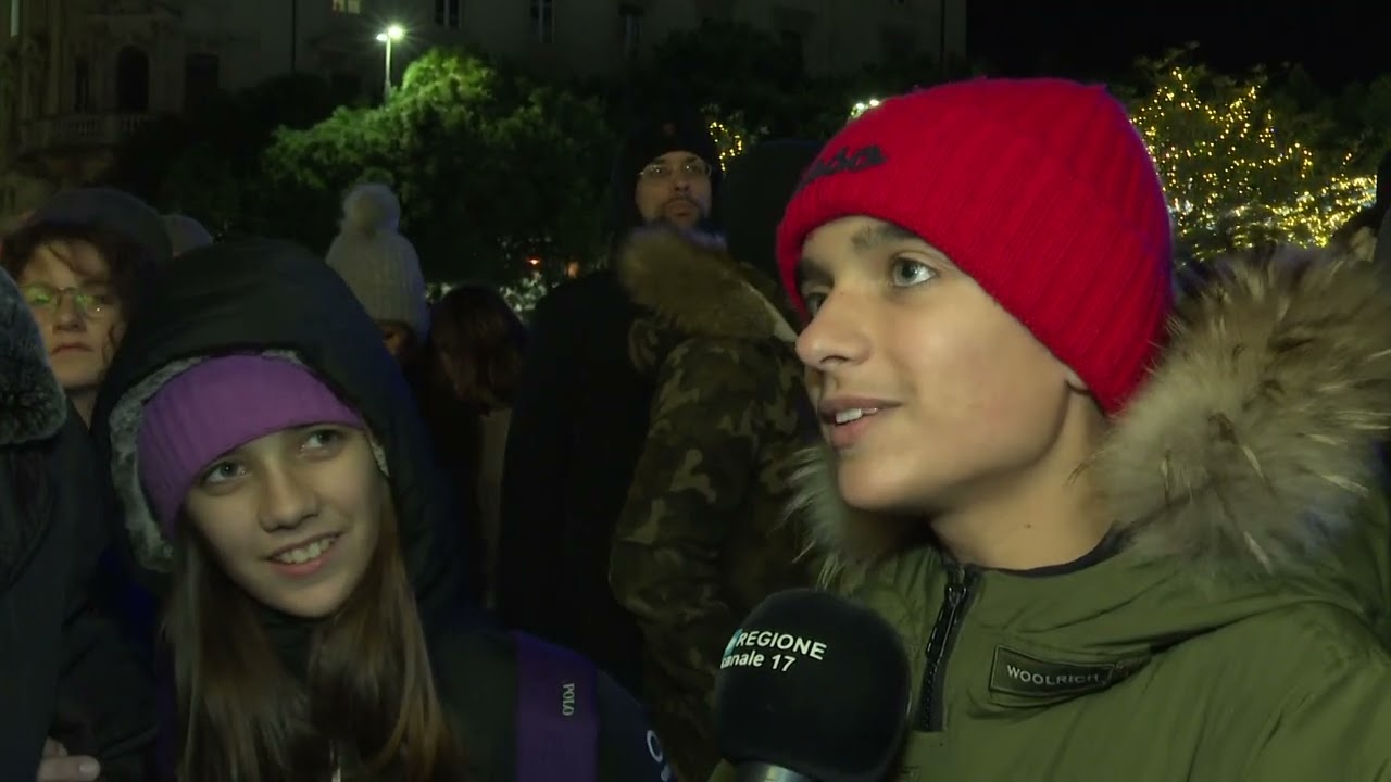 Pescara, seimila persone in piazza per l’arrivo della fiaccola olimpica – 03/01/2026