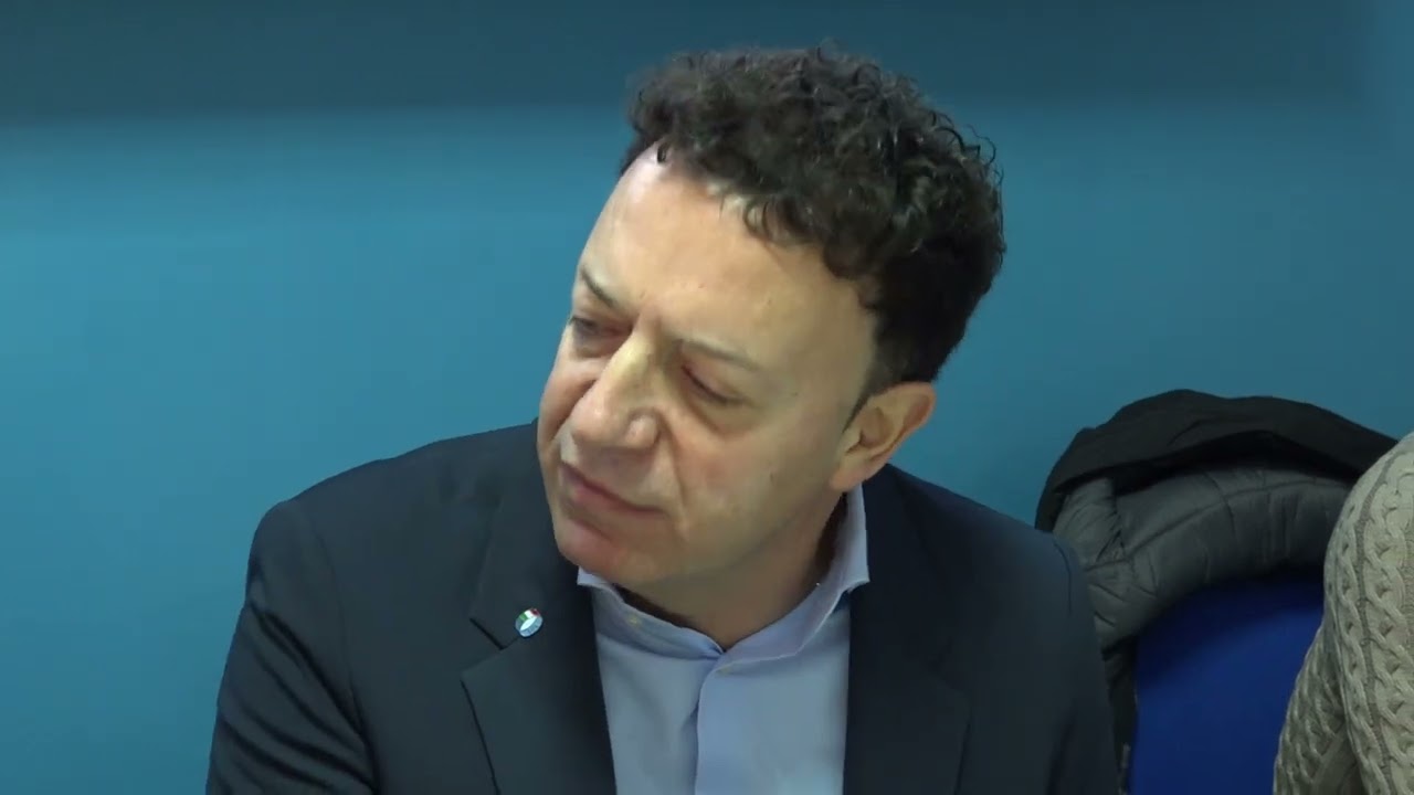 Privato: [ID: 7xpWek_yO0k] Youtube Automatic