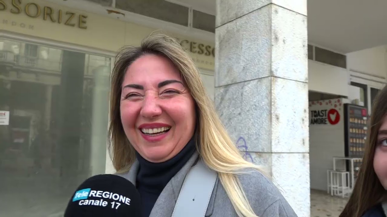 Partono i saldi a Pescara: negozi del centro presi d’assalto – 03/01/2026