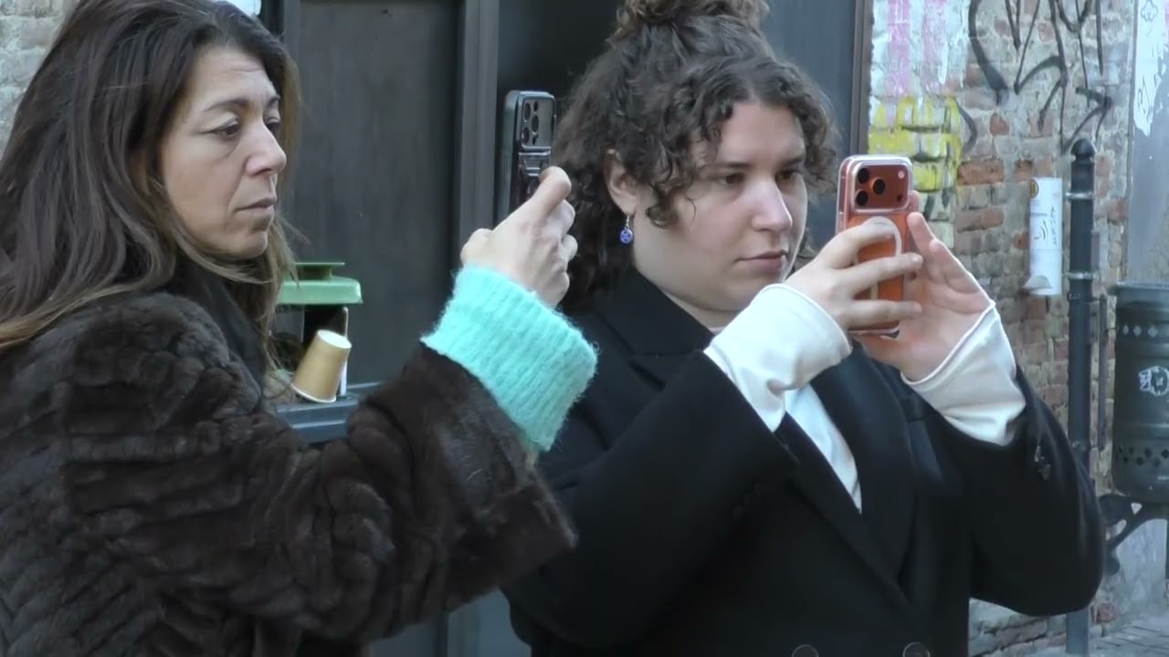 Privato: [ID: 9dzlb5UZUaA] Youtube Automatic