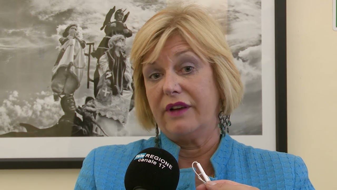 Privato: [ID: 1UeZguNDoGw] Youtube Automatic