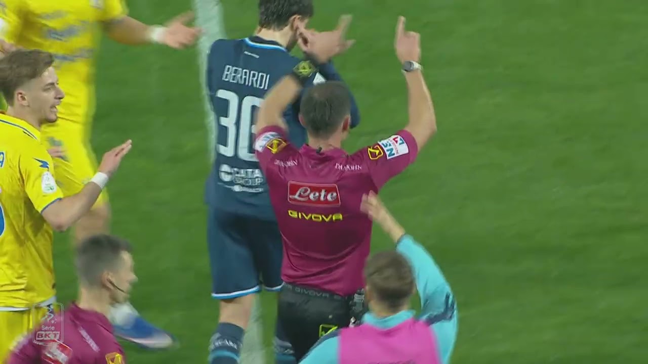 Pescara calcio, Insigne: «Il rigore per il Frosinone non c’era. Perché sempre a noi?» – 05/03/2026