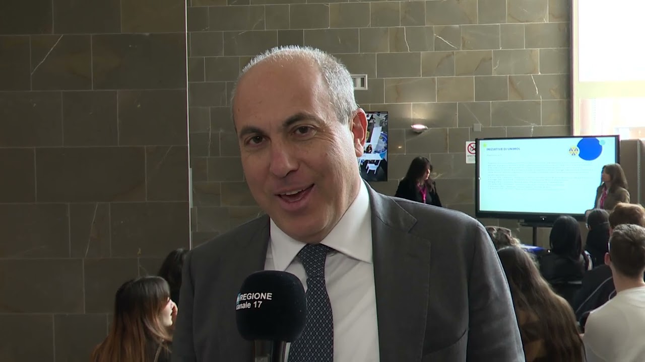 Privato: [ID: 4rEe9XyFnYM] Youtube Automatic