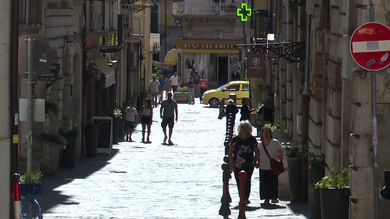 Privato: [ID: fIZTnbHV4i8] Youtube Automatic