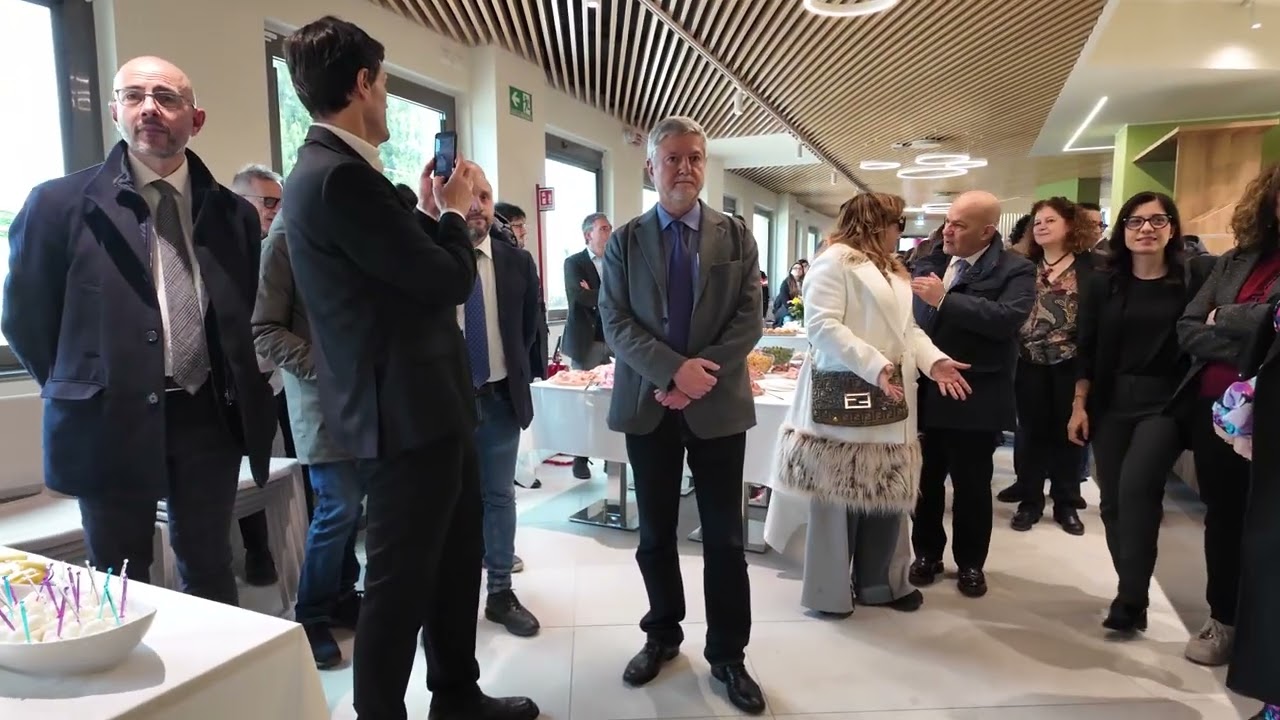 Privato: [ID: SZ2SNaDkreI] Youtube Automatic